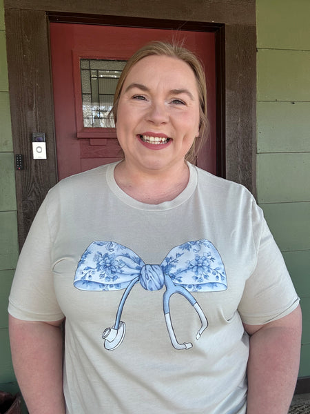 Bow Stethoscope Tshirt